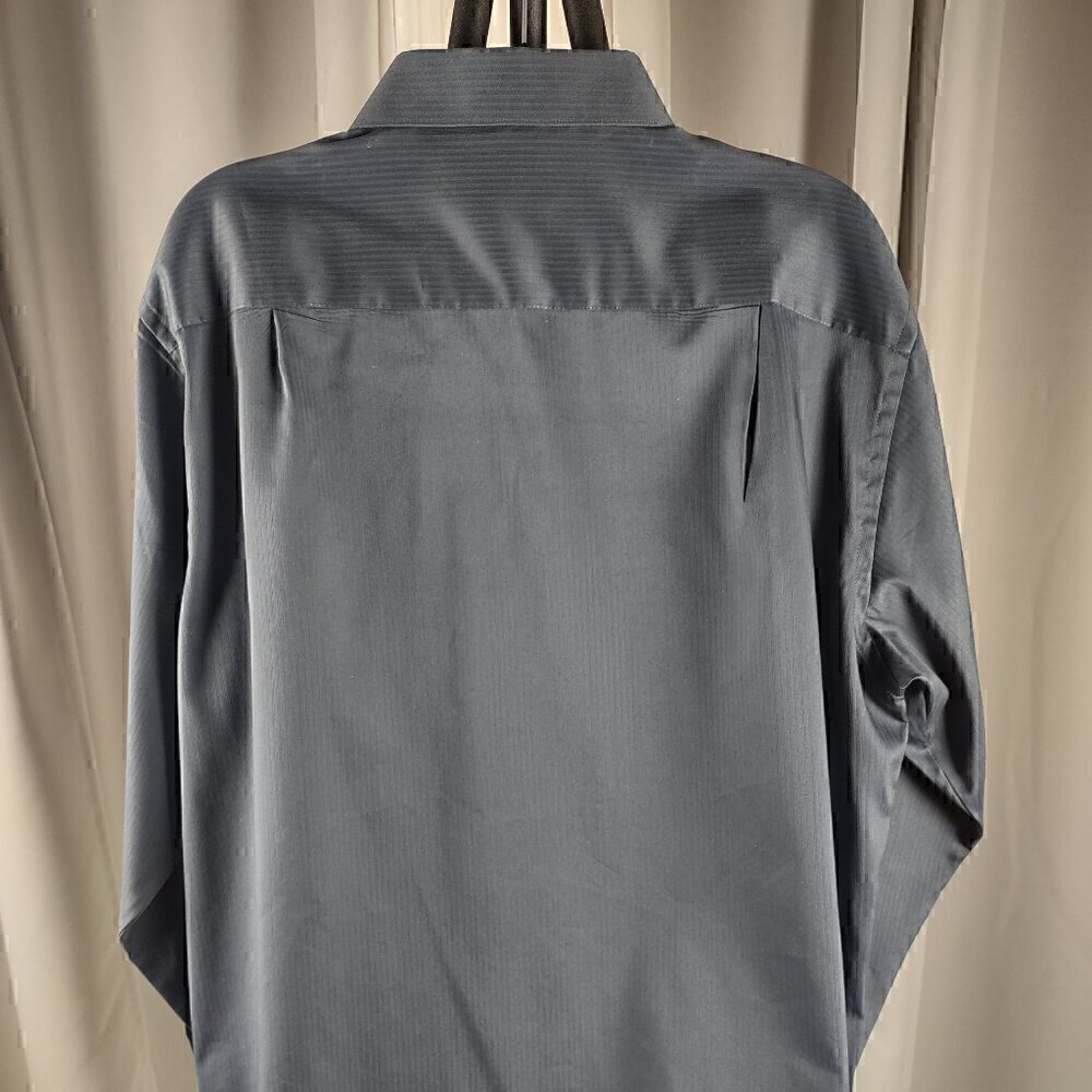Van Heusen Studio Men Dark Blue To Gray Cotton Blend Dress Shirt Size 16 (34/35) - Picture 4 of 13
